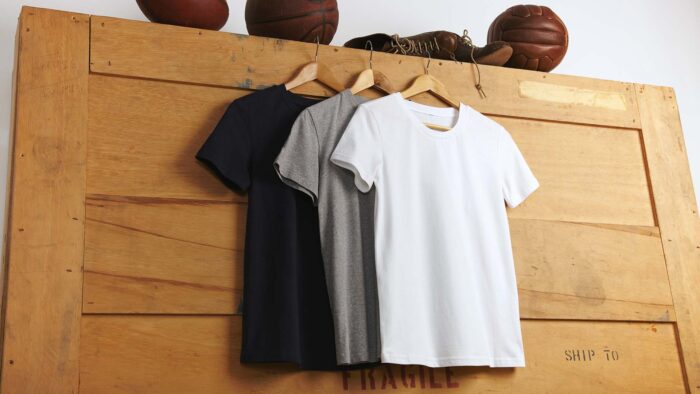 Black T-shirt - Image 2